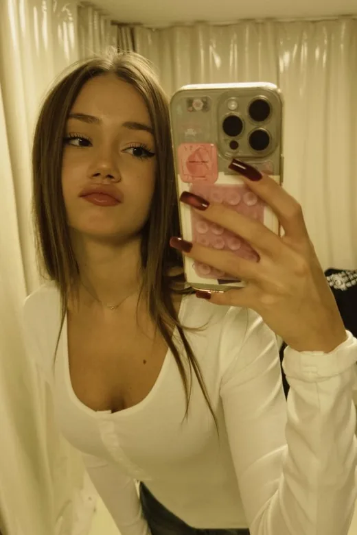 Carmen, 27 años, soltera en Barcelona